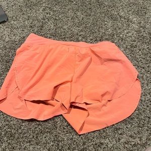 Rare lululemon find your pace shorts